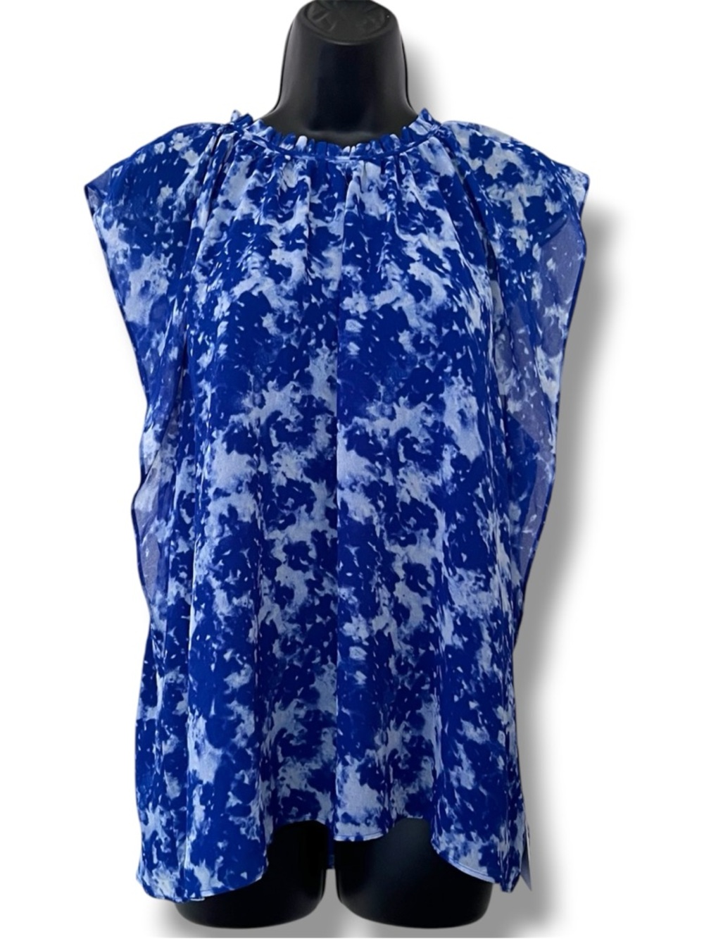Calvin Klein women's blue and white printed ruffle-neck sleeveless shell top XL